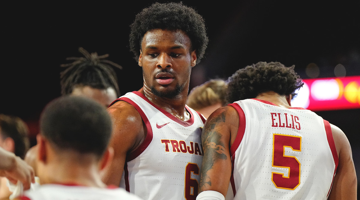 Bronny James playing for USC.